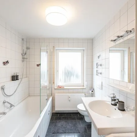 Apartment 1 Min To The Outlet * Netflix * Nespresso * Kitchen * *